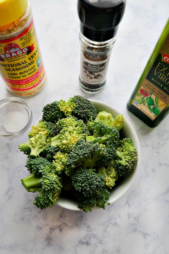 Ingredients for roasted broccoli.